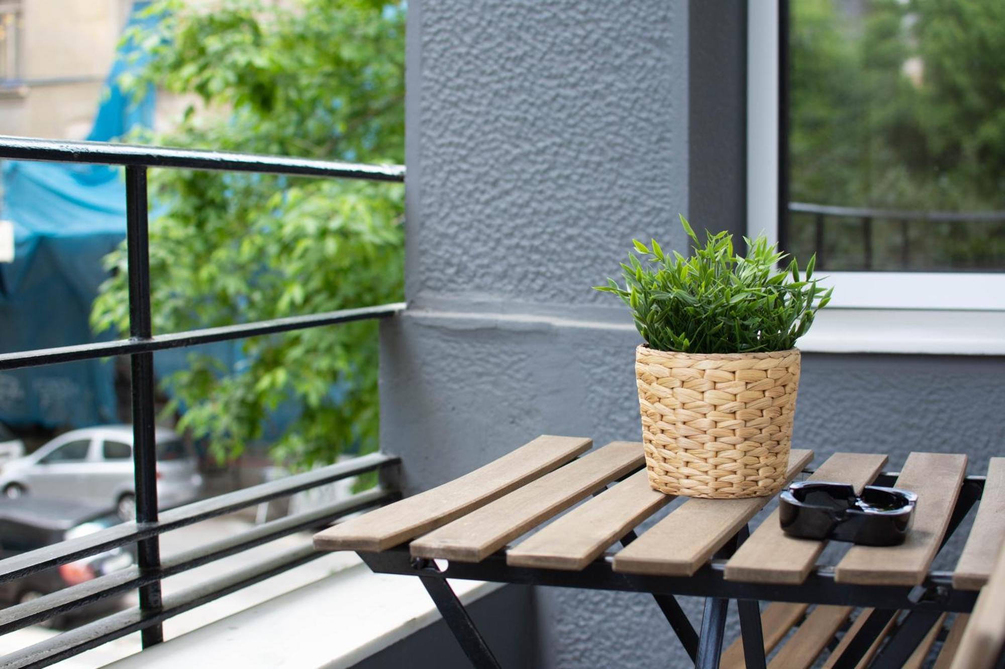 Superior One-Bedroom Apartment Balcony